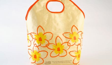 Custom made shopping bag in recycled polypropylene with with all-round printing