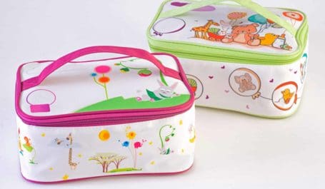 Bolsa de maternidad de gran calidad con impresión por sublimación en cuatricromía y asa de transporte de color a juego