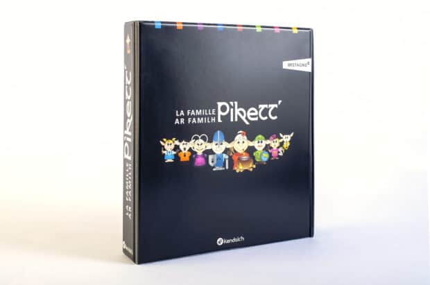 Classeur pvc sur-mesure personnalisé avec rabat de fermeture