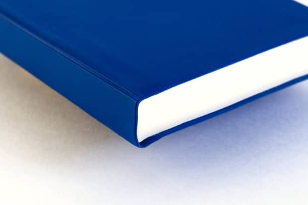 Couverture en PVC sur-mesure pour édition de bibles