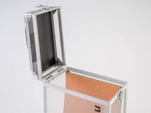 Plexiglas case with large opening and handle for carrying and displaying