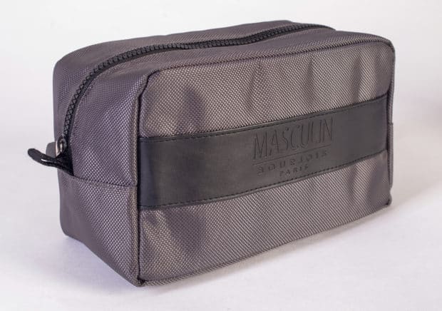 Compact, practical and stylish made-to-measure toilet bag for men