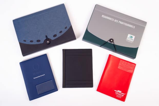 Customized PP, PVC or PU file folders and display books